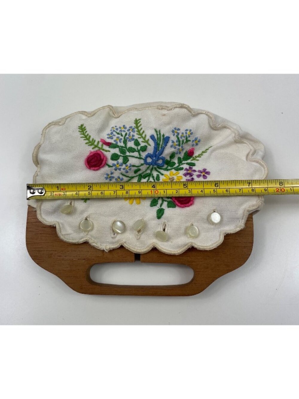 Vintage Embroidered Clutch CHILD Purse Hand Embroidered Floral Wooden Handle - Picture 9 of 10